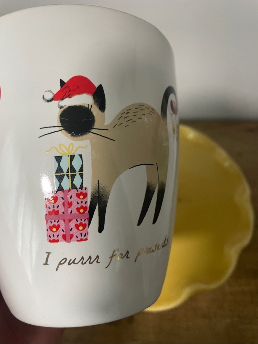 Festive Cat Ceramic Coffee Mug - Red Handle - Picture 5 of 7